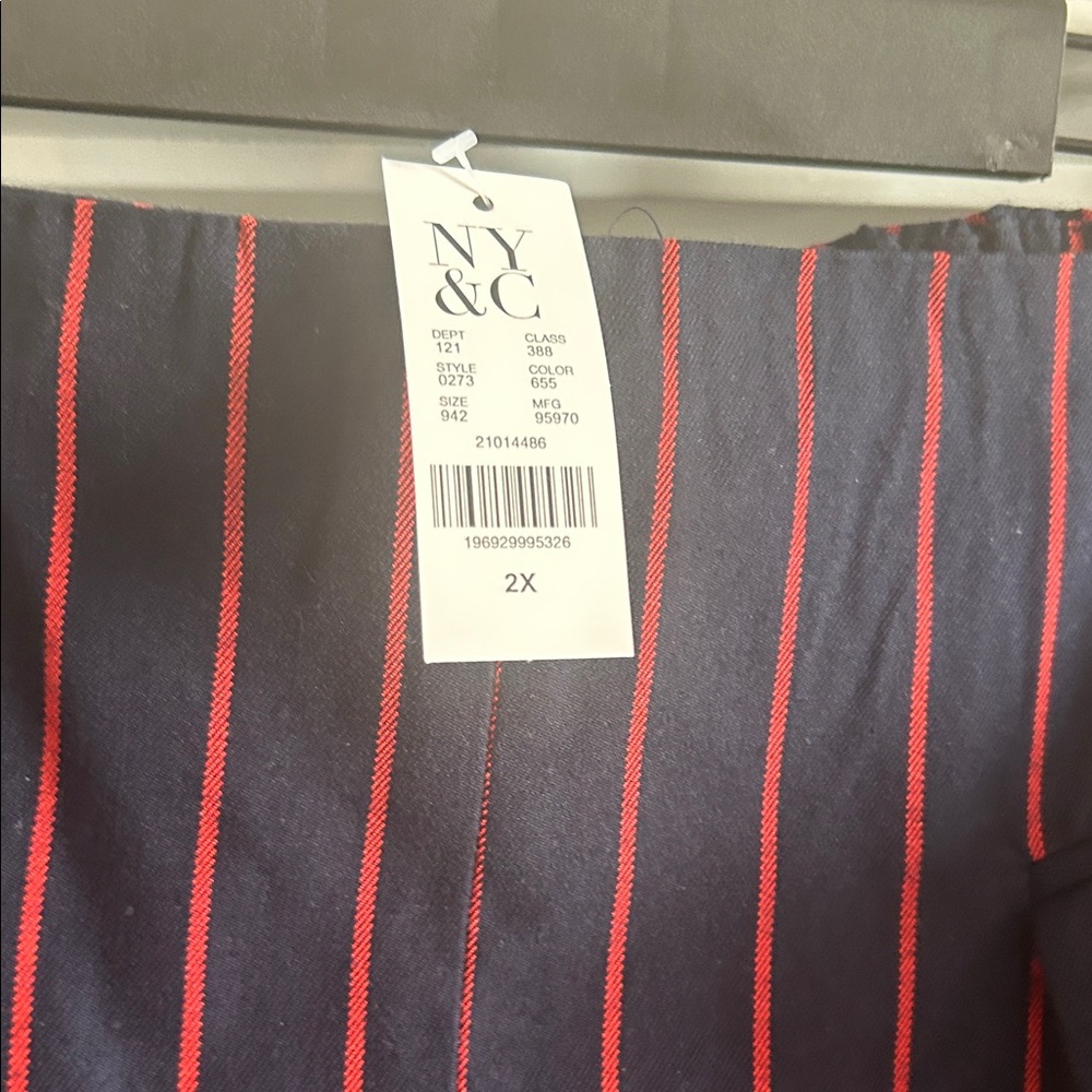 NWT New York & Co. Striped Vest and Skirt Set - Picture 6 of 7
